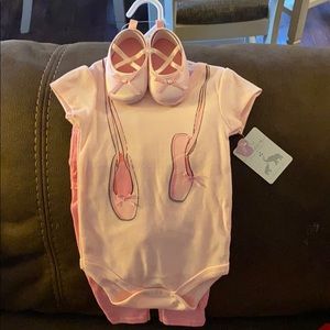 Toddler matching shoes ,shirt and pants .